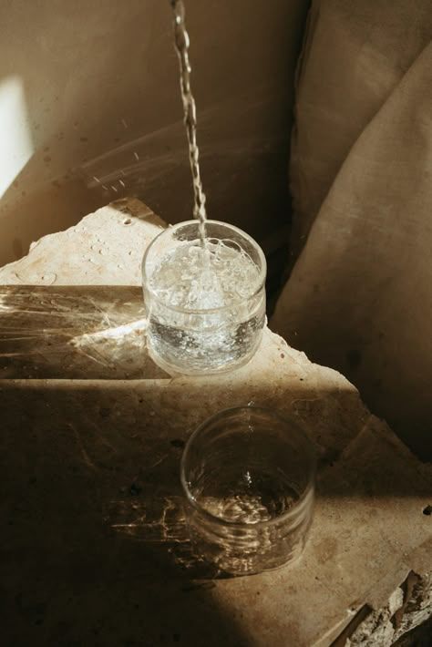 VERISOL® bioactive collagen peptides compared with standard collagen for skin health and healthy ageing