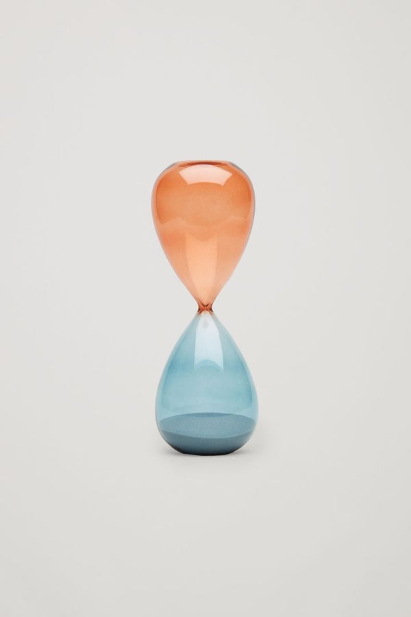 The NEE-V Ritual Hourglass.